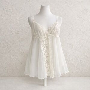 Vintage Victoria’s Secret Gold Label Ivory Lace Chiffon Babydoll Slip Dress M
